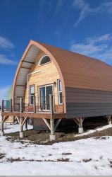 Arriving in Idaho : Building Two Cabins on the Edge of the Wilderness